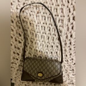 Gucci Classic Vintage Crossbody